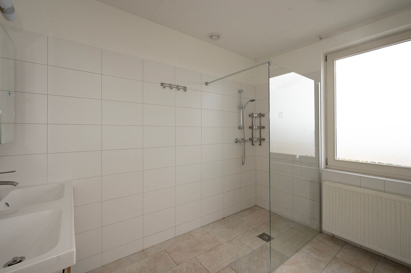 Photo 14 of Loosduinseweg 671-G