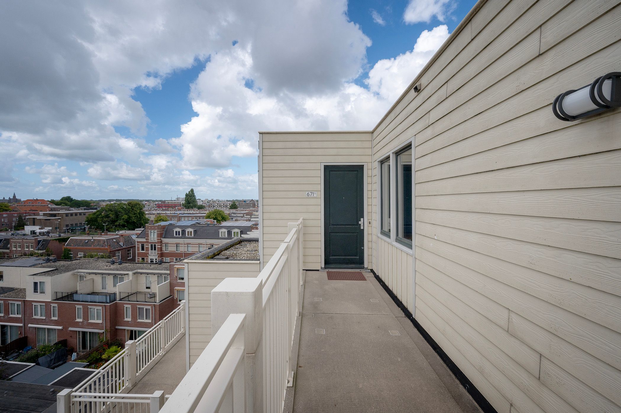 Photo 24 of Loosduinseweg 671-G