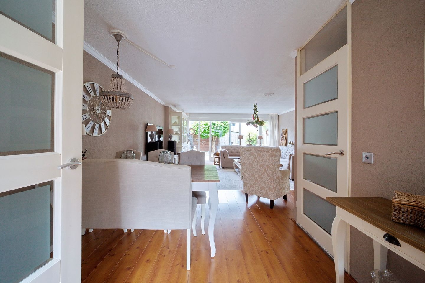 Foto 10 van Karibastraat 16