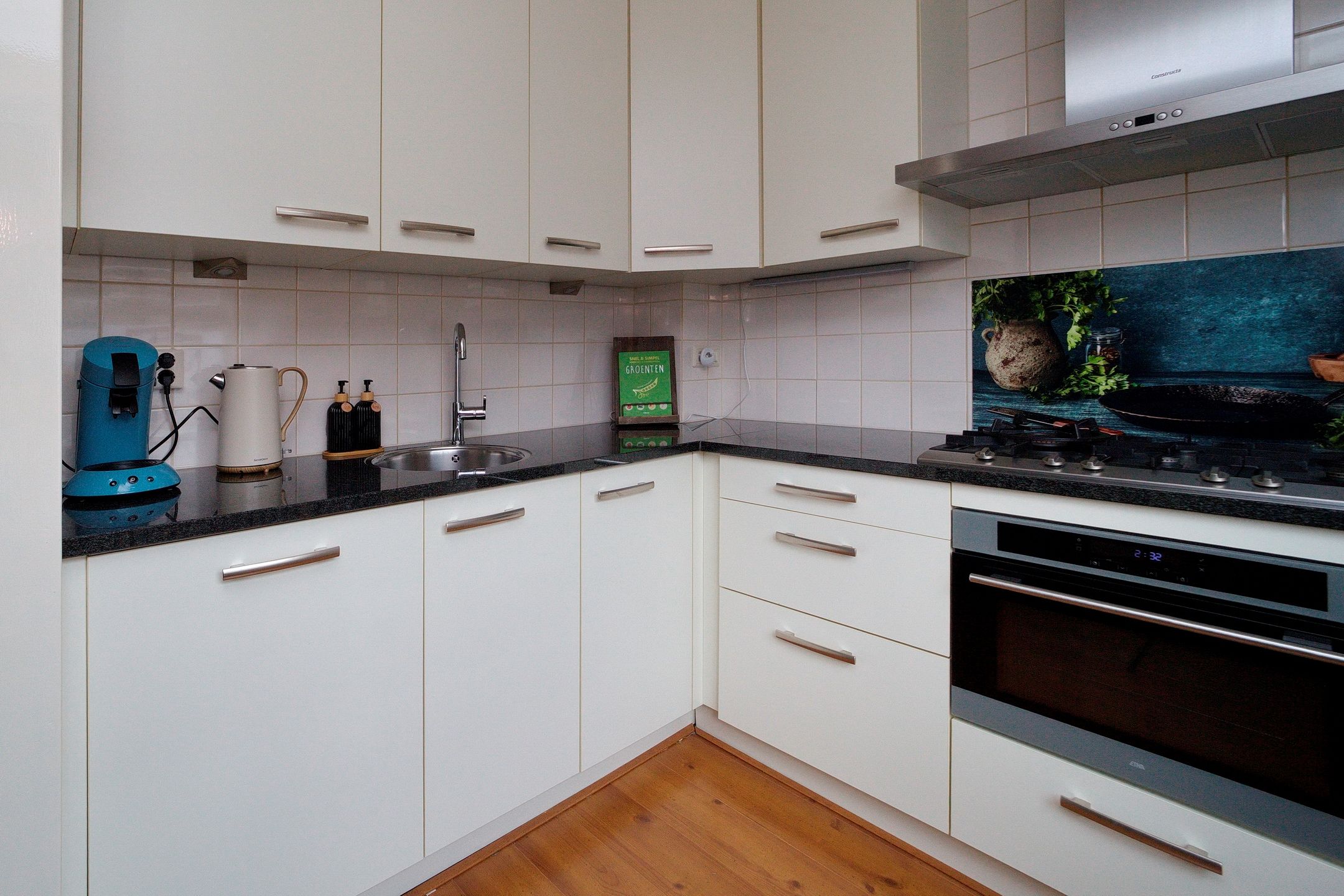 Foto 18 van Karibastraat 16