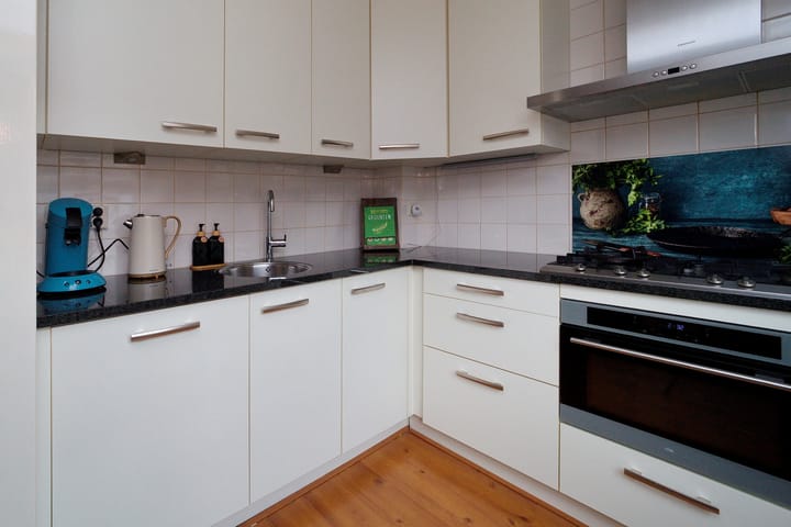 Foto 18 van Karibastraat 16