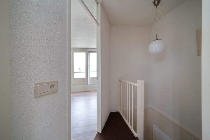 Foto 32 van Karibastraat 16