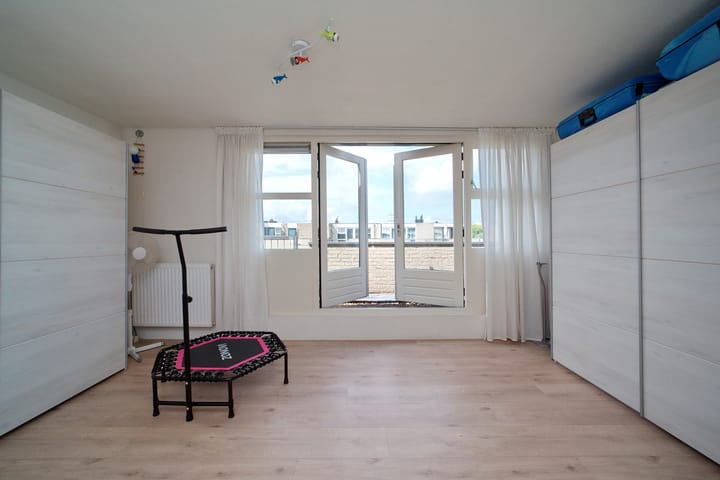 Foto 34 van Karibastraat 16