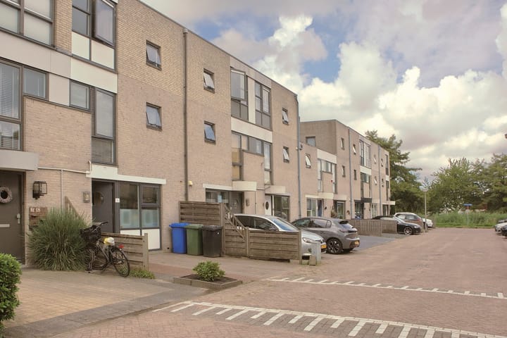 Foto 40 van Karibastraat 16