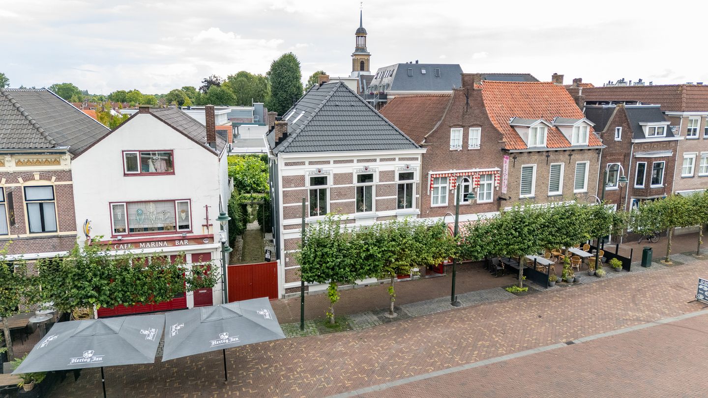 View photo 1 of Markt 10