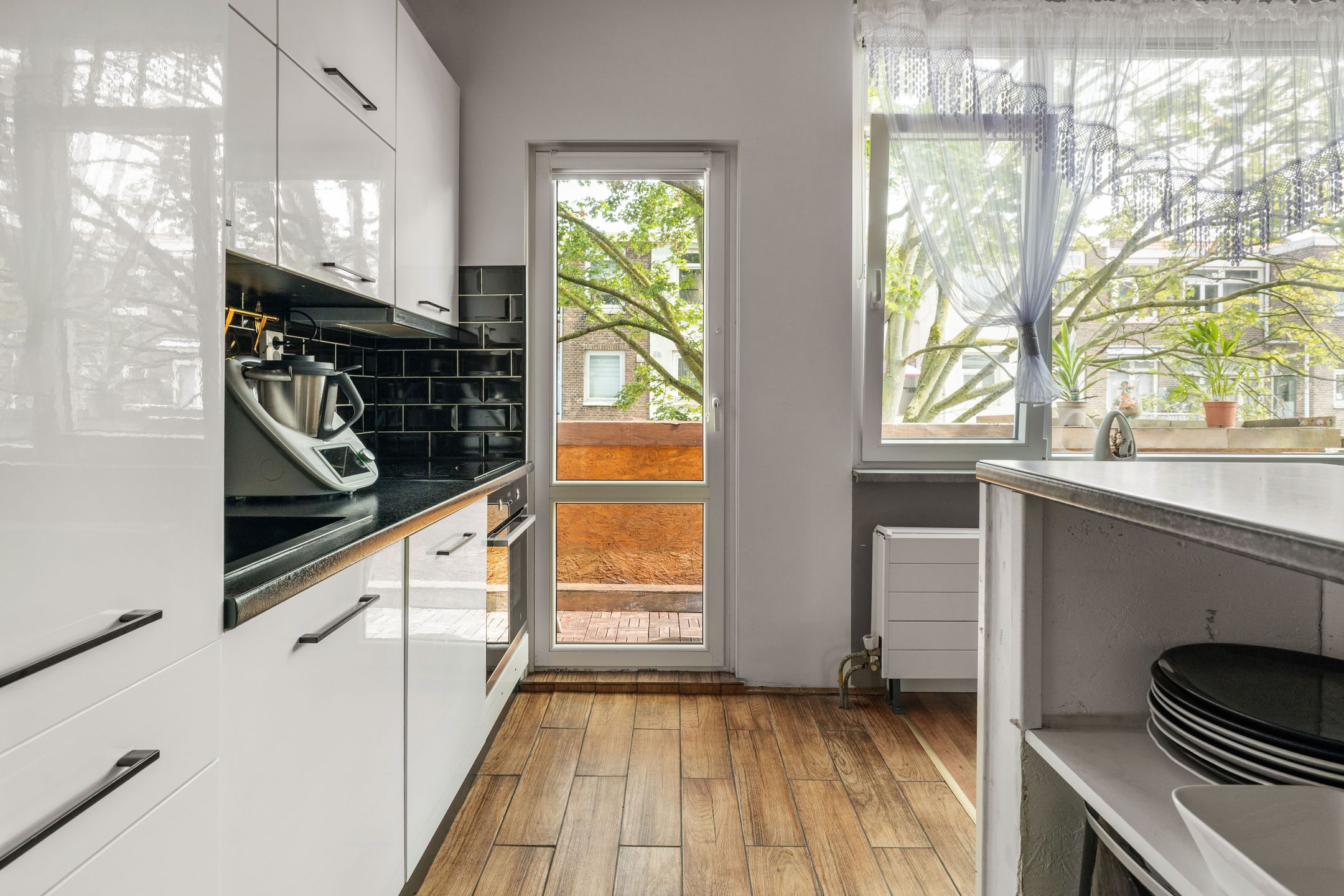 Foto 15 van Voltastraat 25-A