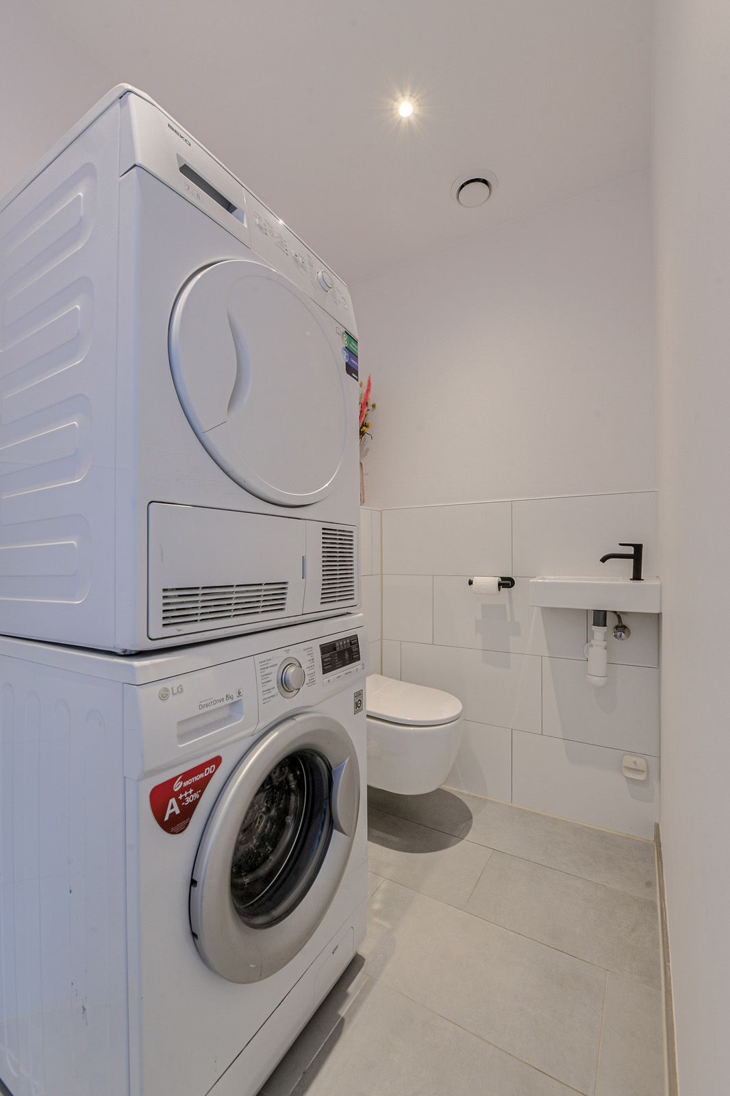 Photo 26 of Prinsendam 76