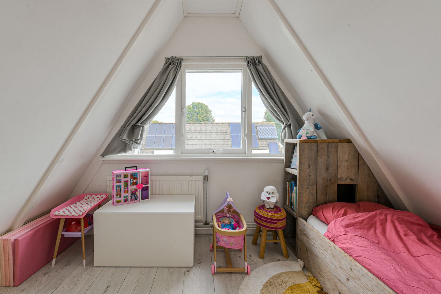 Photo 34 of Prinsendam 76