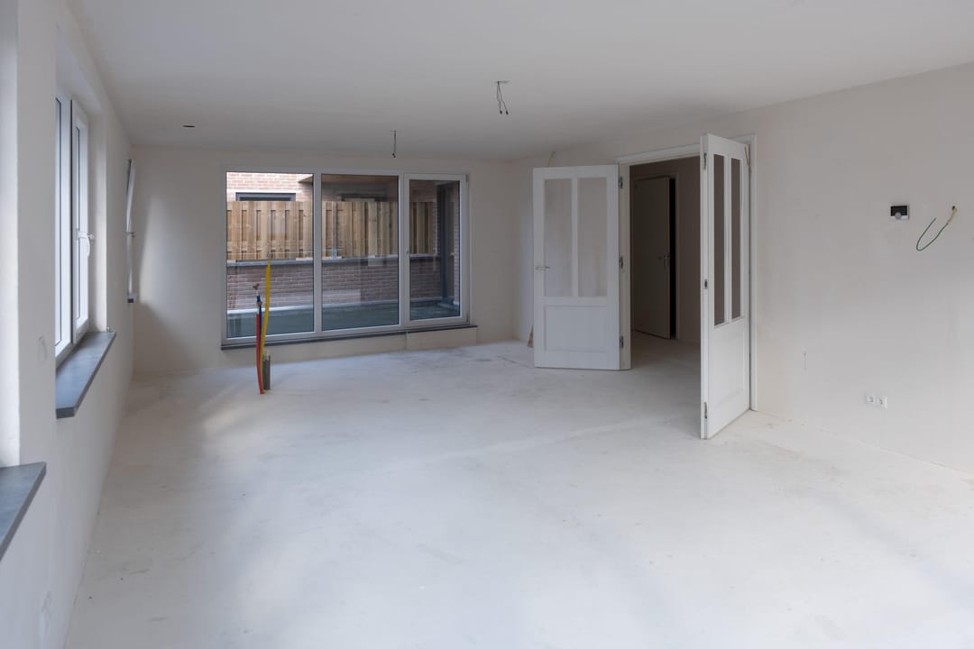 Photo 17 of Nassaustraat 104-C