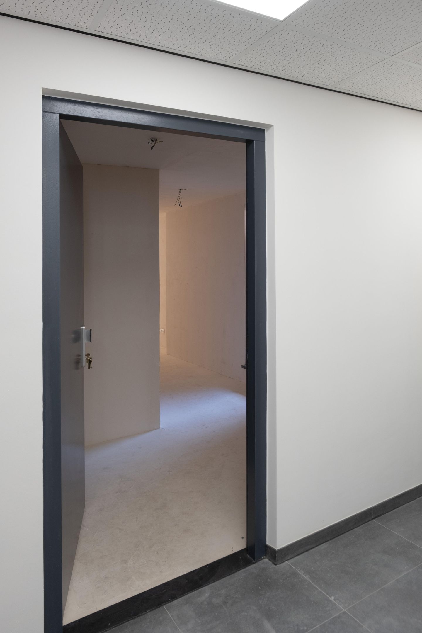 Photo 10 of Nassaustraat 104-C