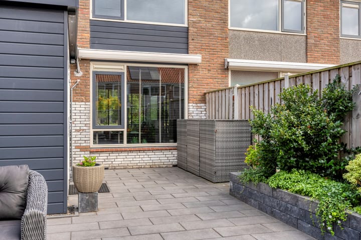 Foto 25 van Roerstraat 2