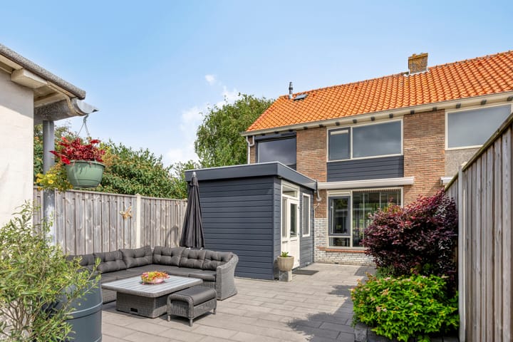 Foto 26 van Roerstraat 2