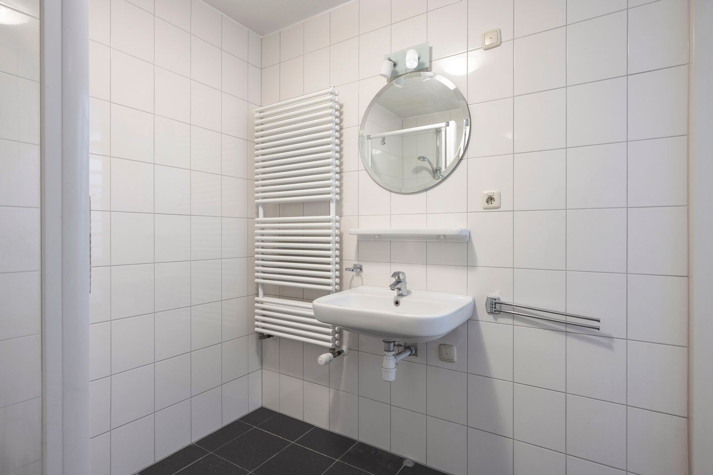 Foto 14 van Lakenweversplein 15-C