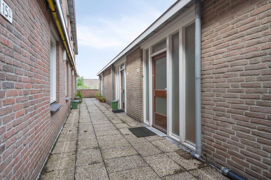 Foto 22 van Lakenweversplein 15-C