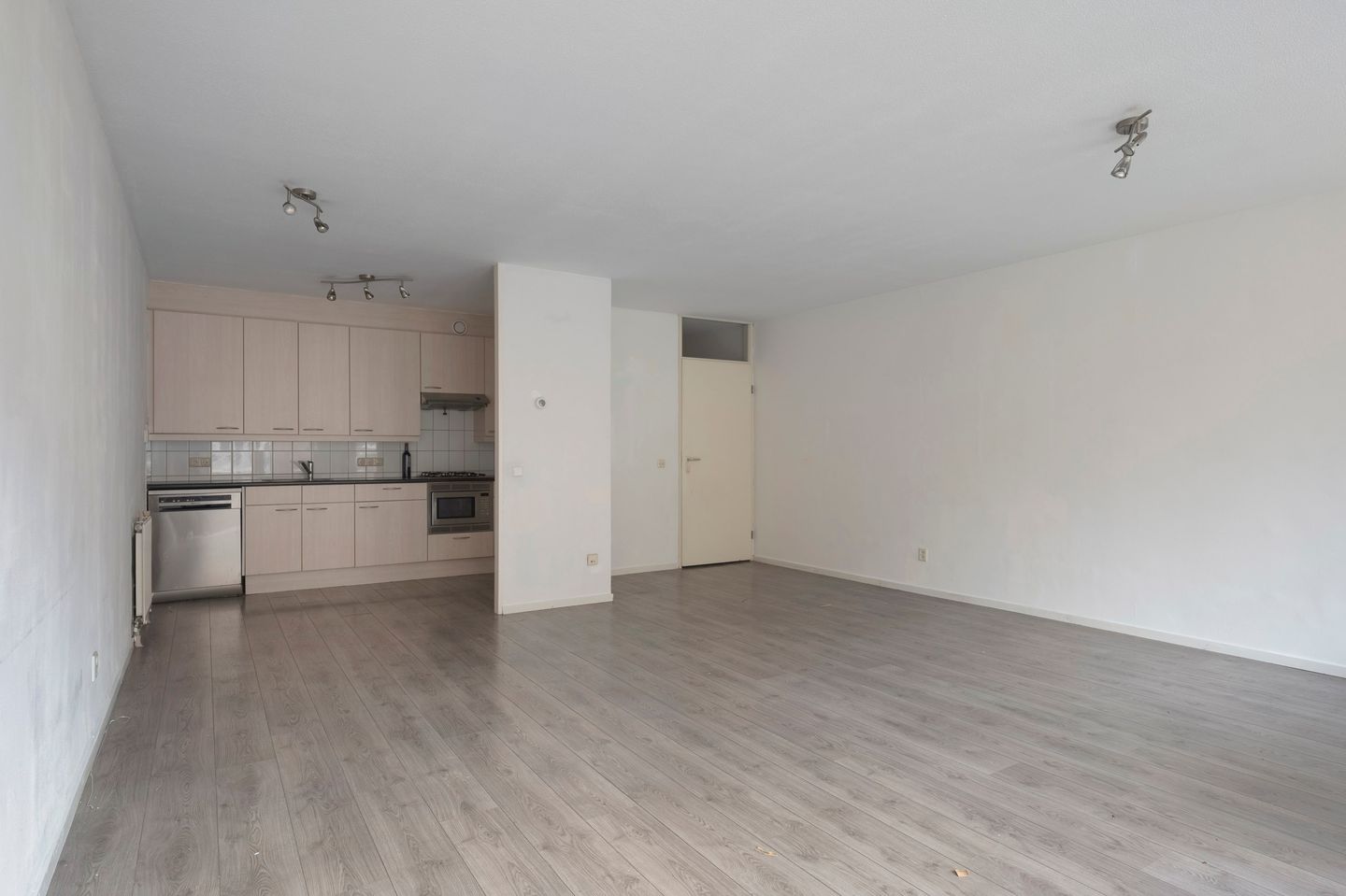 Foto 10 van Lakenweversplein 15-C