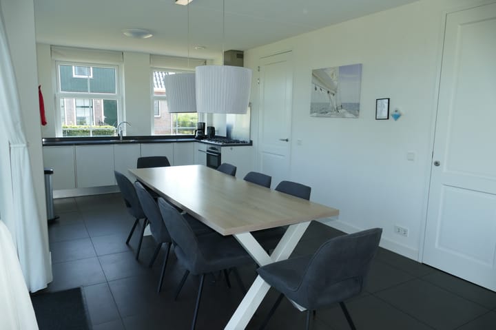 Photo 15 of Zeedijk 2-555