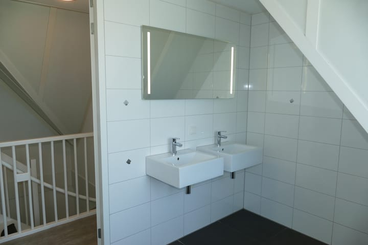 Photo 29 of Zeedijk 2-555