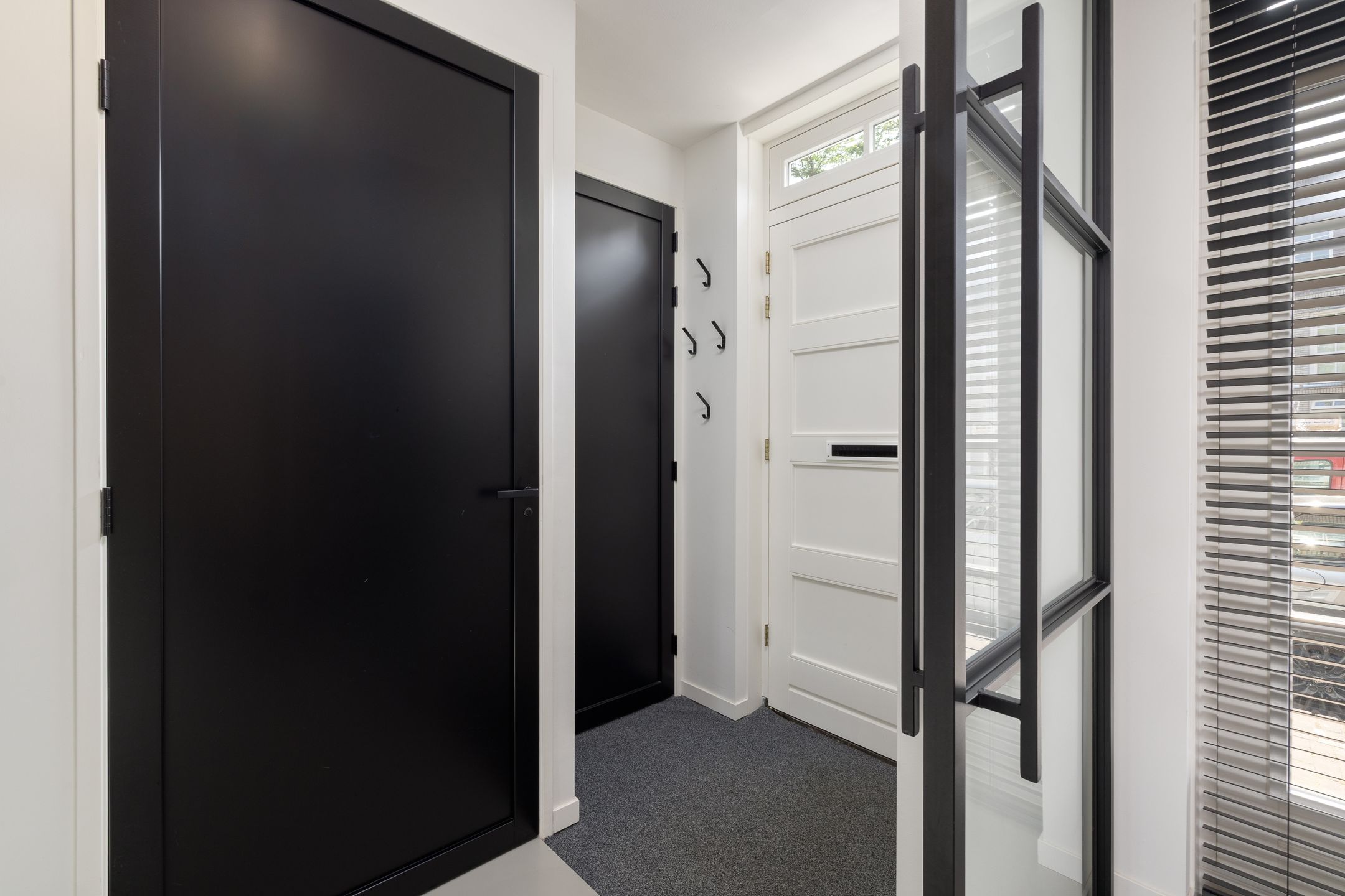 Photo 30 of Oberon 4