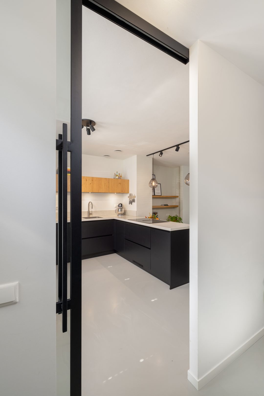 Photo 17 of Oberon 4