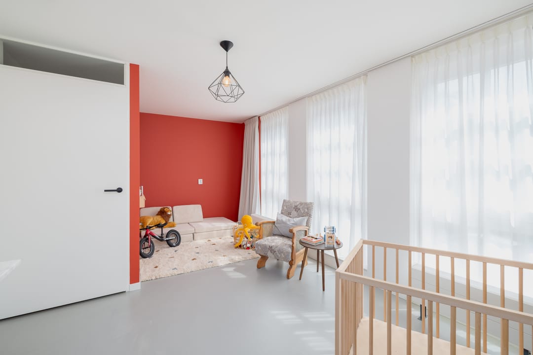 Photo 43 of Oberon 4