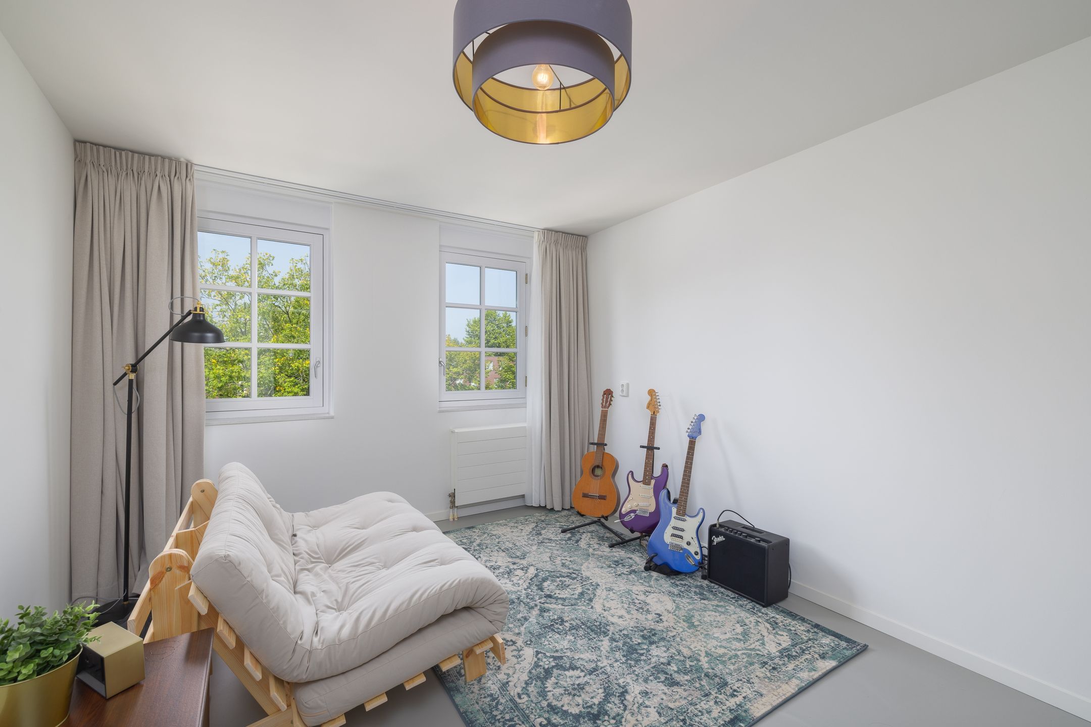 Photo 48 of Oberon 4