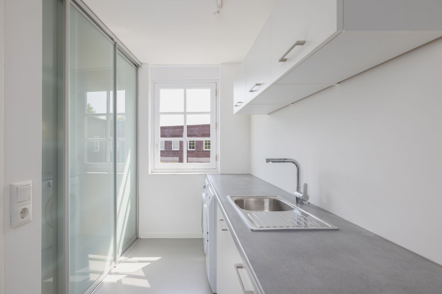 Photo 49 of Oberon 4