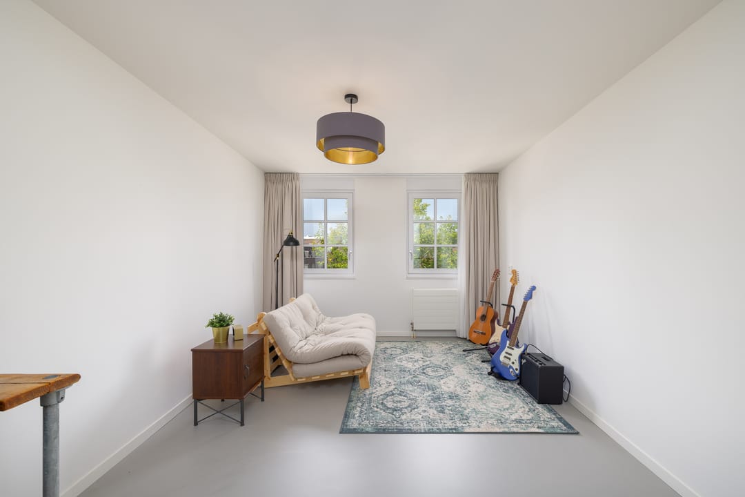 Photo 47 of Oberon 4