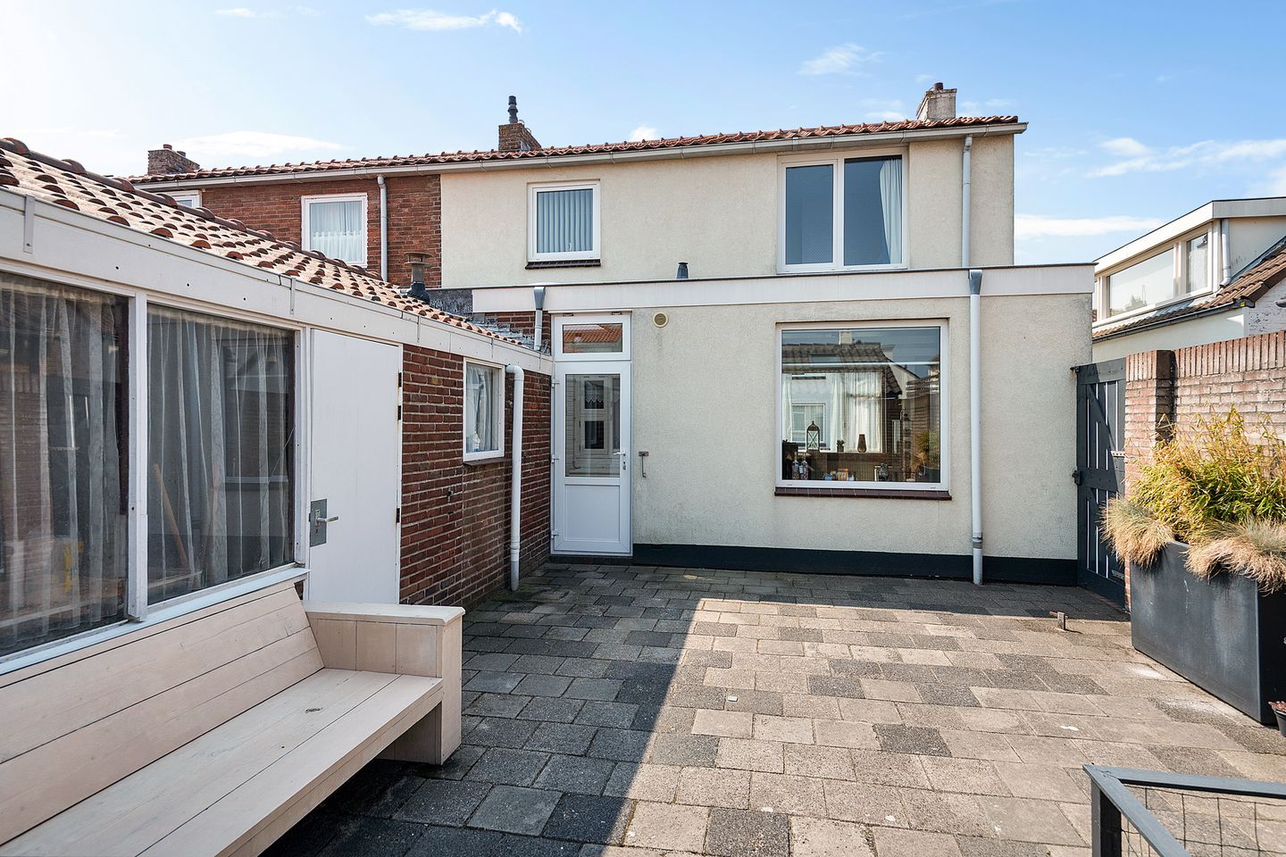 Photo 25 of Henriëtte Roland Holststraat 44