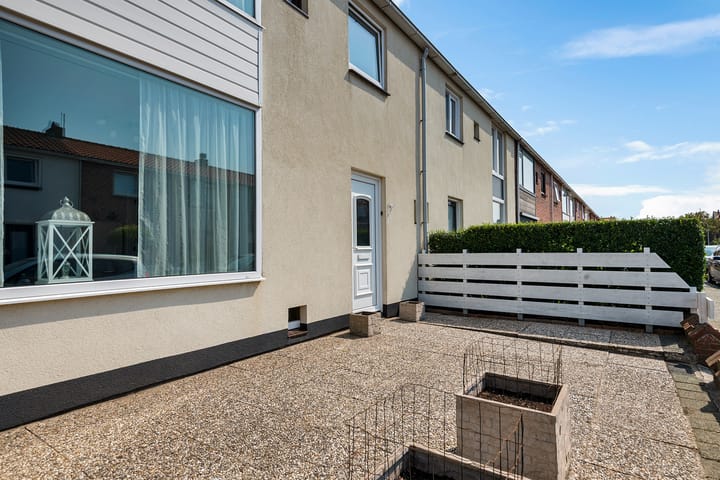 Foto 30 van Henriëtte Roland Holststraat 44