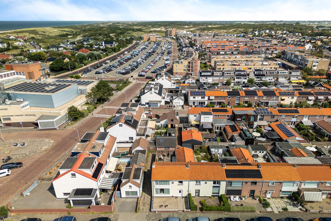 Photo 32 of Henriëtte Roland Holststraat 44