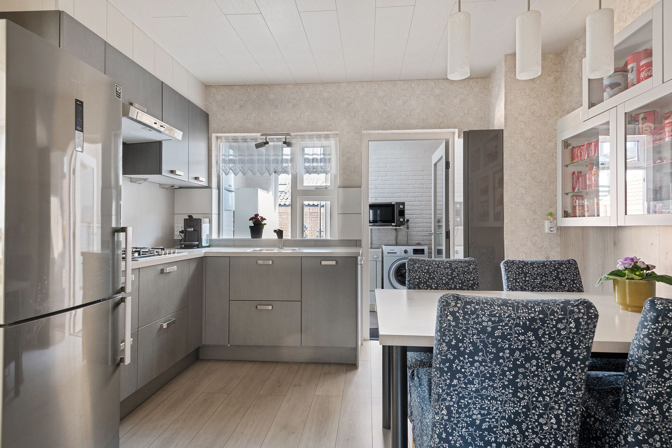 Photo 9 of Henriëtte Roland Holststraat 44