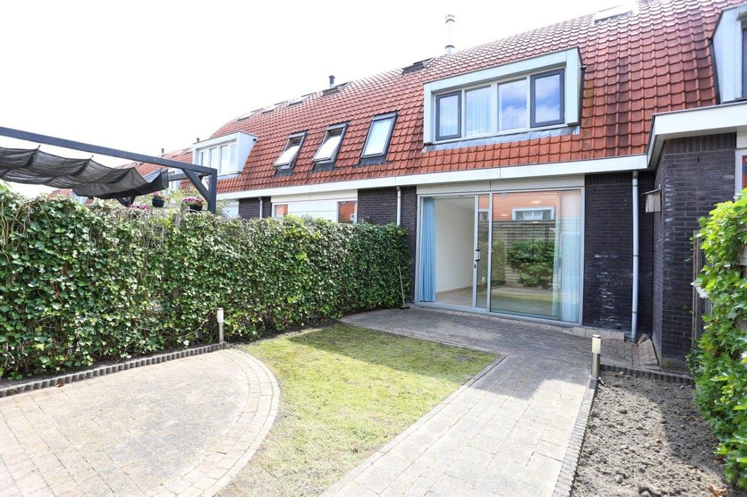 Foto 28 van Van der Stoklaan 61