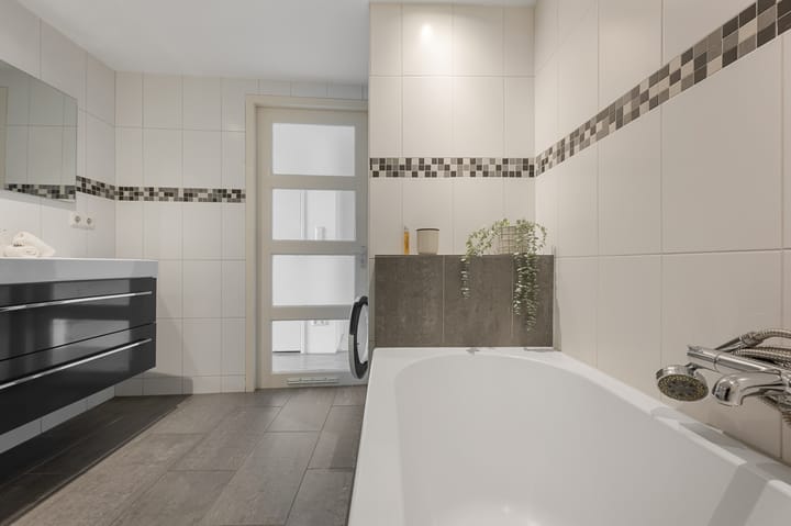 Foto 13 van Bellamystraat 3-2