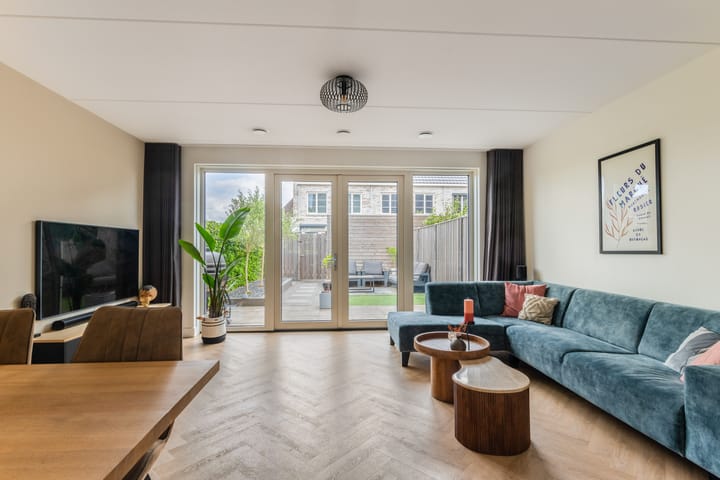 Foto 3 van Weegbree 22