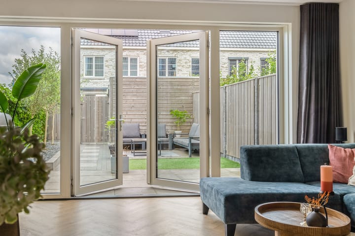 Foto 15 van Weegbree 22