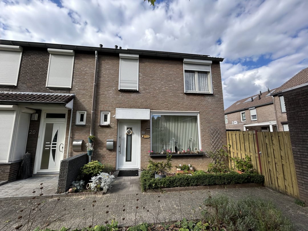 Foto 1 van Houwer 18