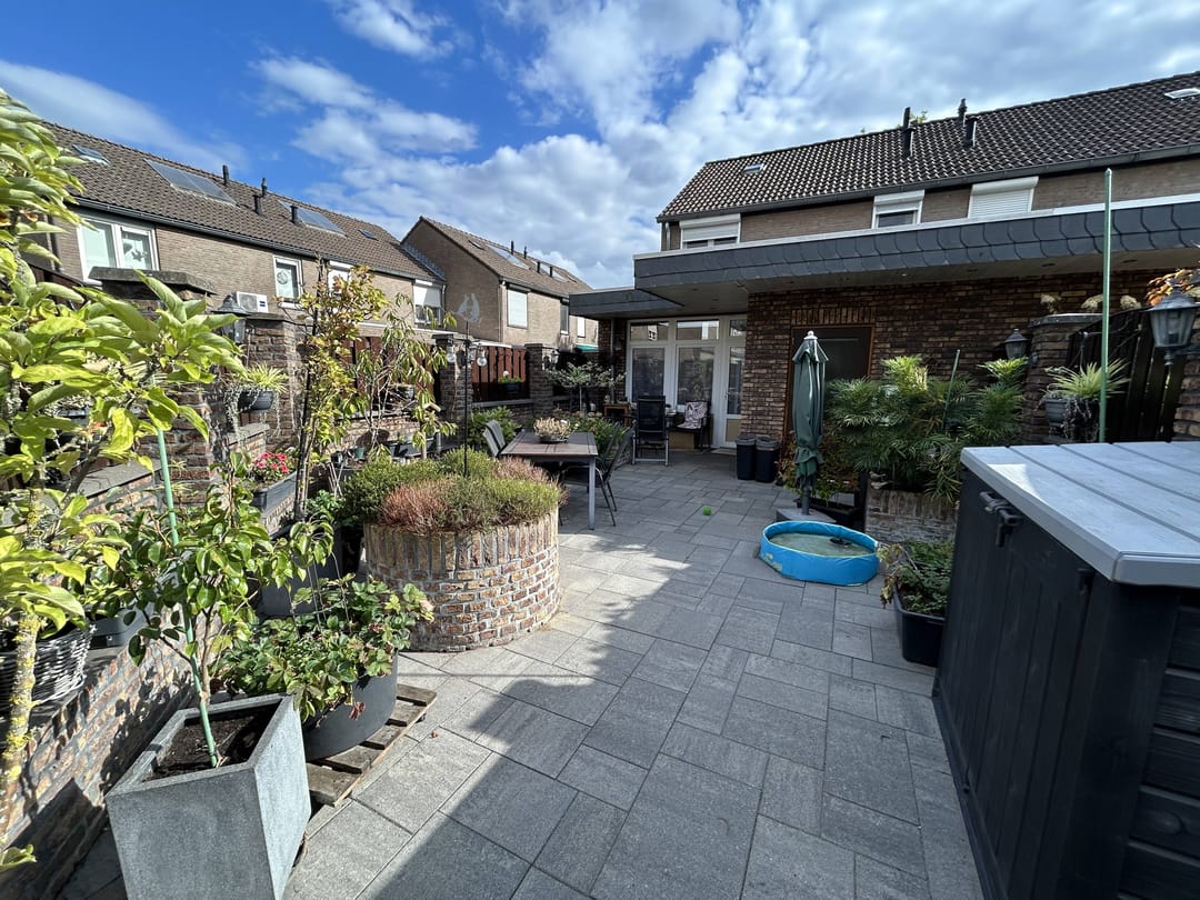 Foto 2 van Houwer 18