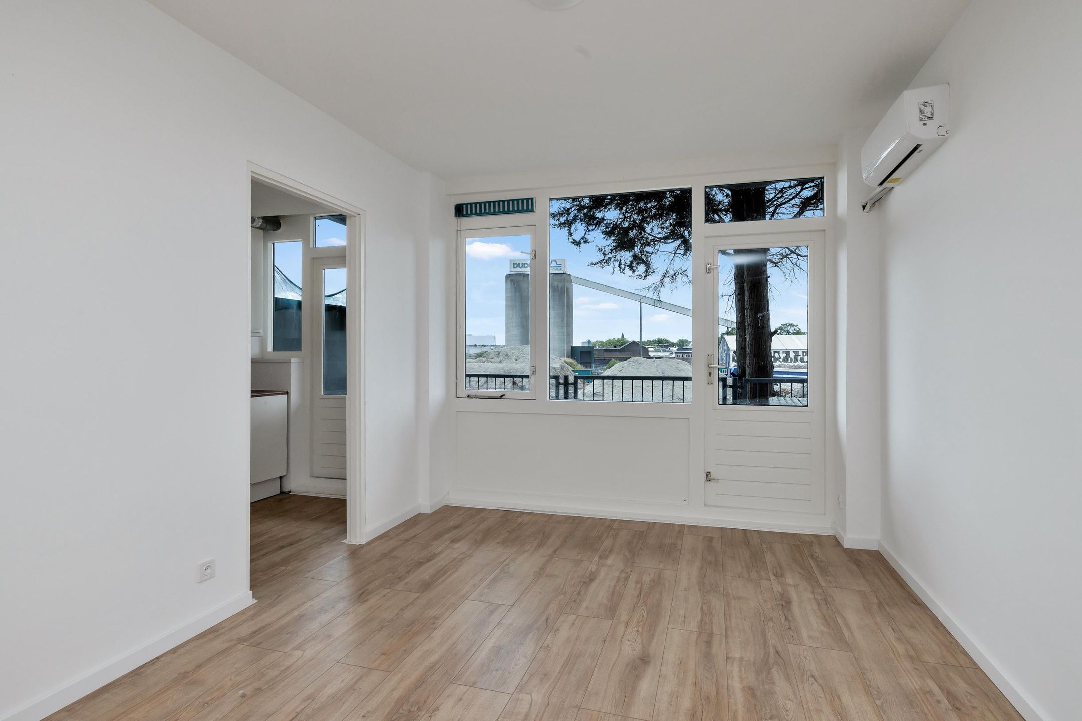 Photo 9 of Rotterdamsedijk 281-A1