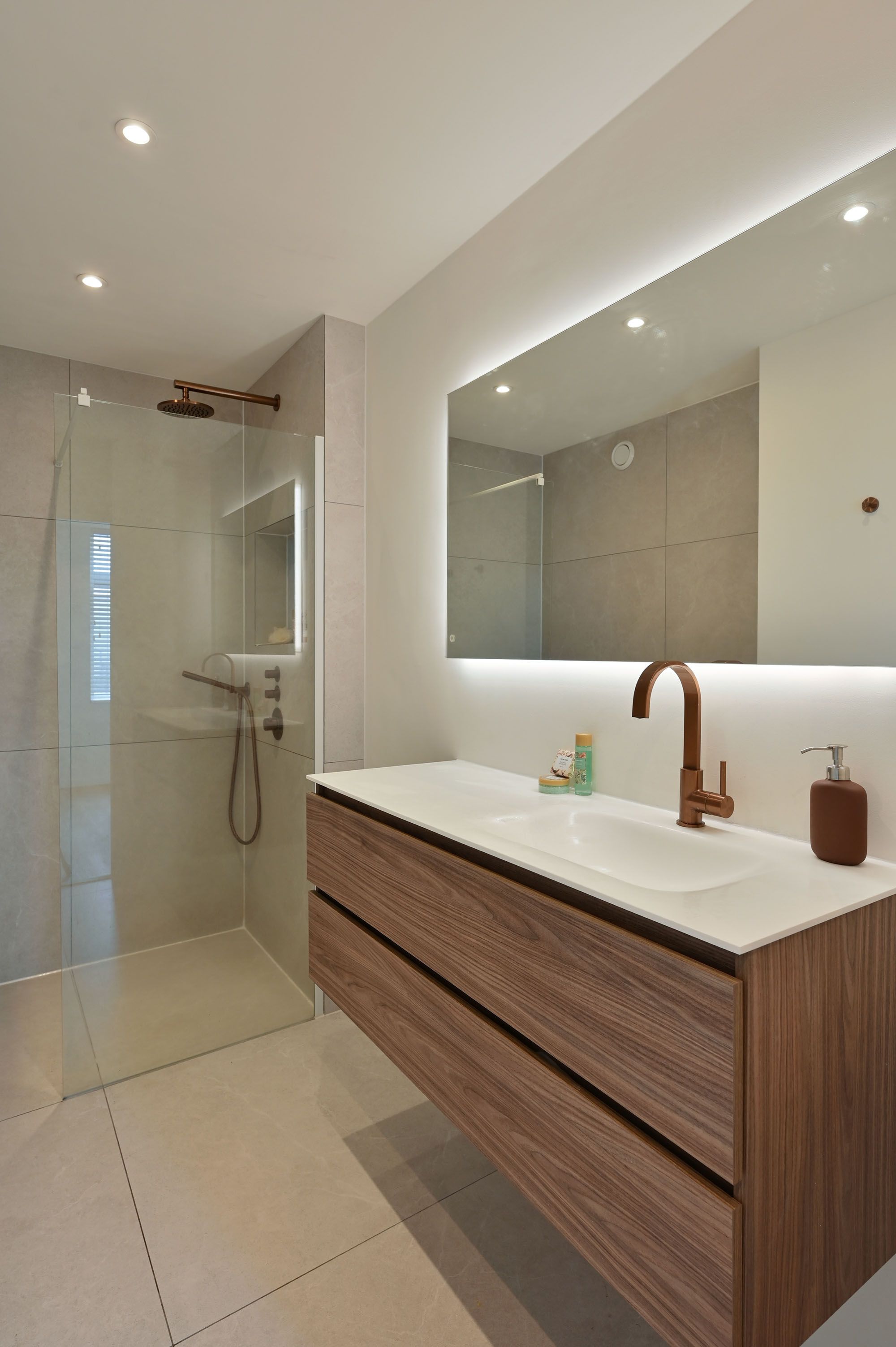 Foto 21 van Flevostraat 44