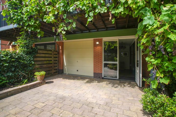 Foto 38 van Kometensingel 176