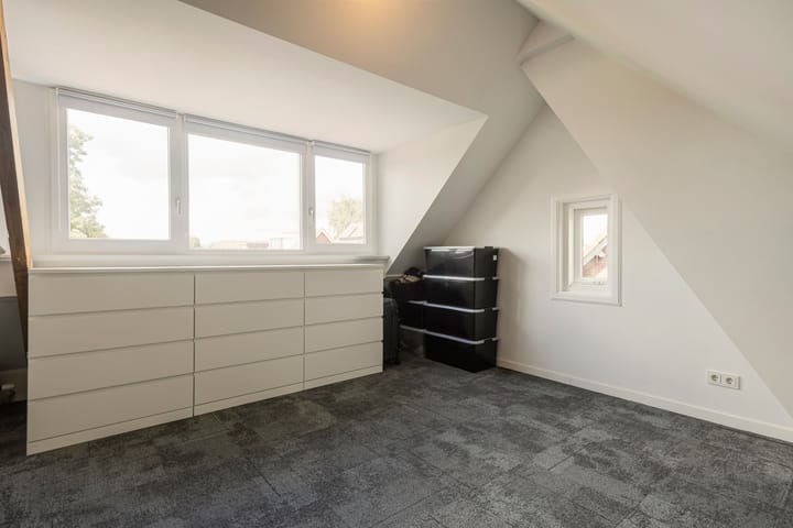 Foto 27 van Nachtegaallaan 32