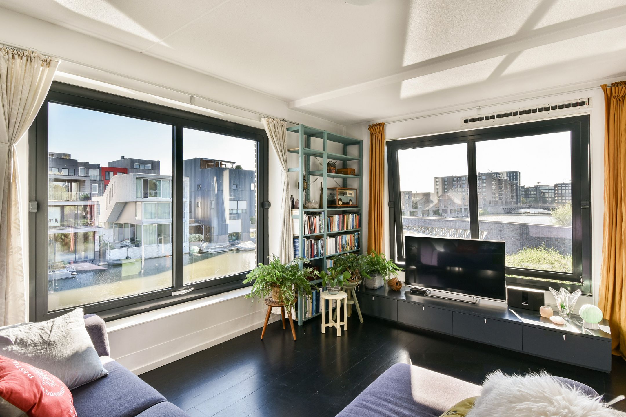 Photo 3 of Erich Salomonstraat 563