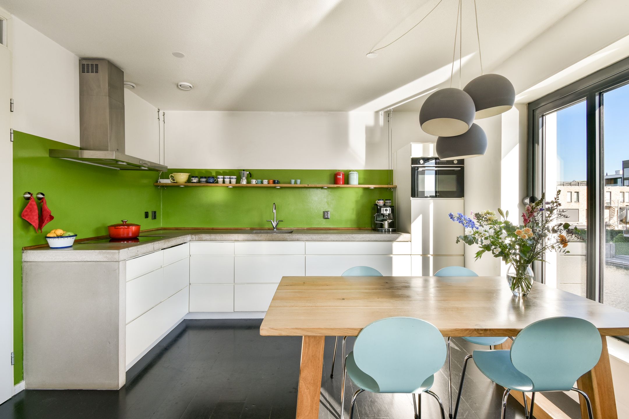 Photo 6 of Erich Salomonstraat 563