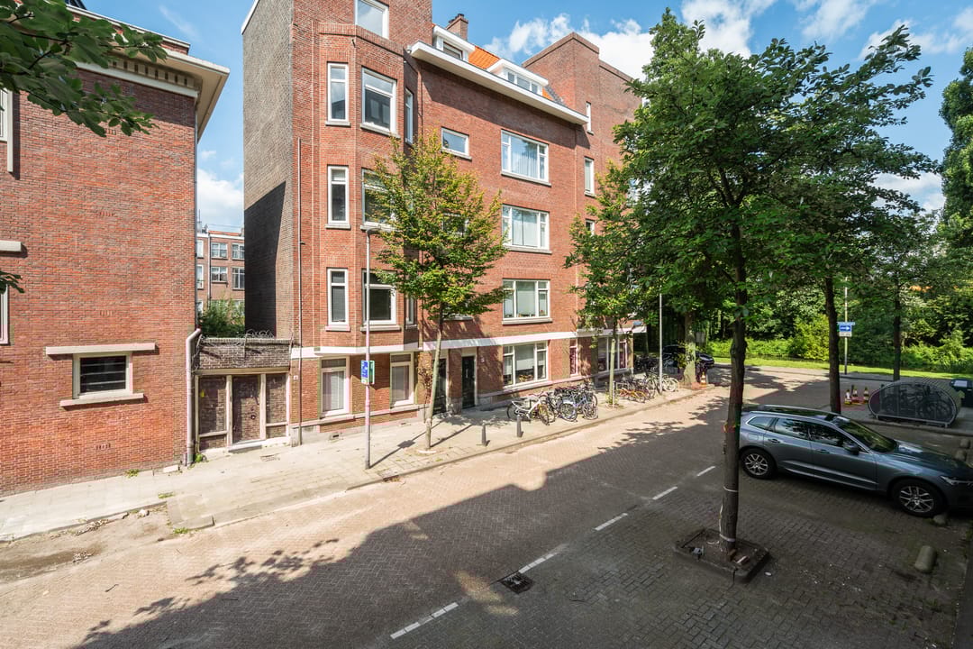 Foto 1 van Velsenluststraat 4-A03