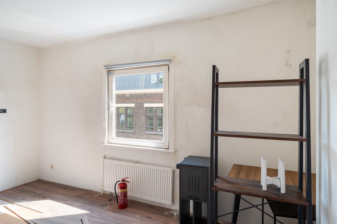 Foto 22 van Velsenluststraat 4-A03