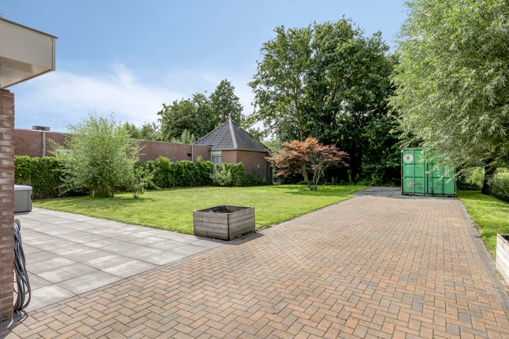 Photo 10 of Uiteinderweg 7-C