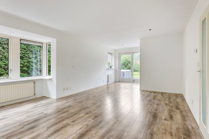 Photo 19 of Uiteinderweg 7-C