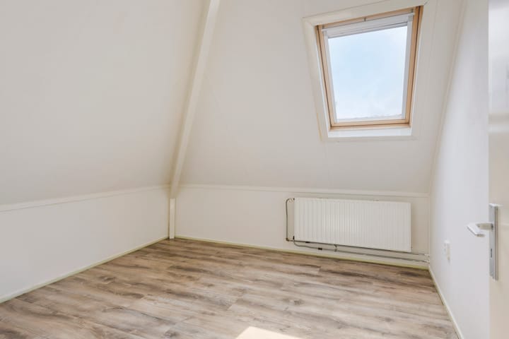 Photo 31 of Uiteinderweg 7-C