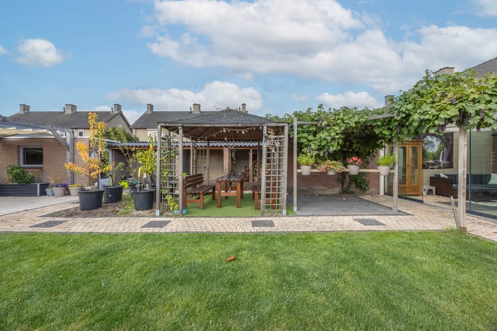 Foto 54 van Margrietstraat 19