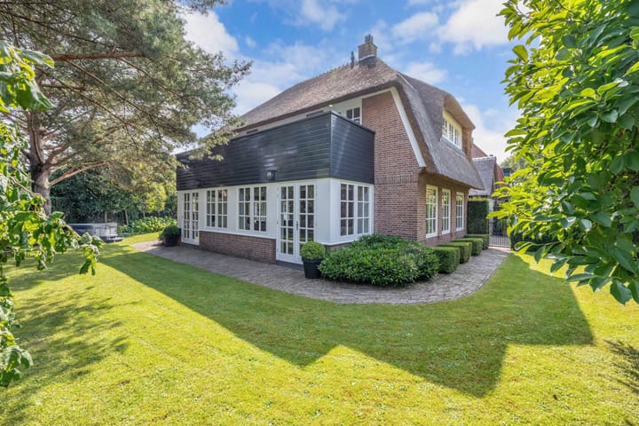 Photo 26 of Nieuwe Bussummerweg 107